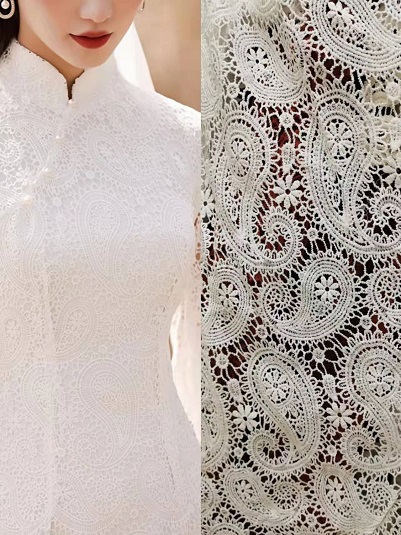 Lace fabric