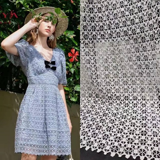 Lace fabric