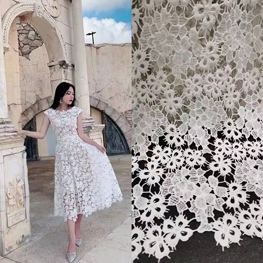 Lace fabric