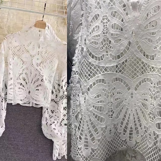 Lace fabric