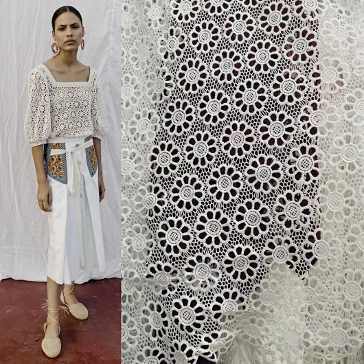 Lace fabric